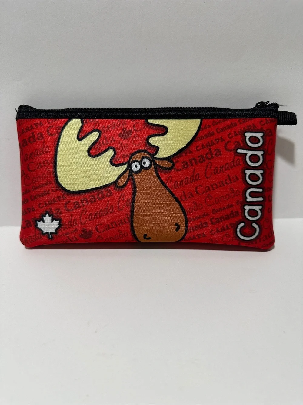 Canada Moose Zippered Pouch Red Travel Cosmetic Bag Souvenir Maple Leaf